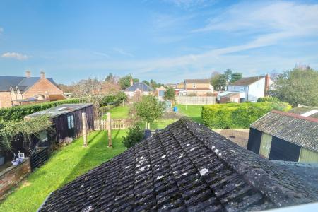 2 bedroom Semi-detached house for sale in Back Lane, Long Sutton, PE12