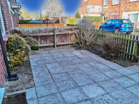 2 bedroom Semi-detached house for sale in Winfarthing Avenue, Kings Lynn, PE30