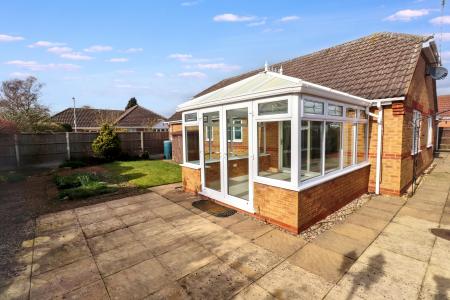 3 bedroom Detached bungalow for sale in The Hawthorns, Pinchbeck, PE11