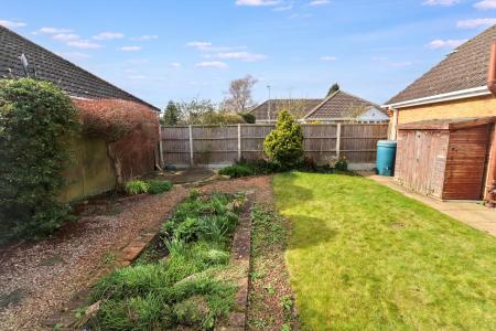 3 bedroom Detached bungalow for sale in The Hawthorns, Pinchbeck, PE11