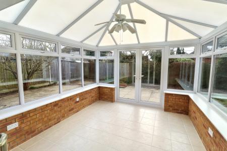 3 bedroom Detached bungalow for sale in The Hawthorns, Pinchbeck, PE11