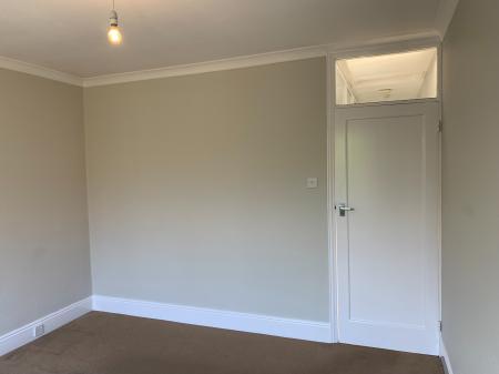 2 bedroom Flat to let in Holland Road, Spalding, PE11