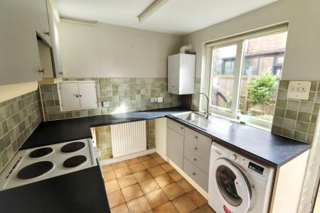 2 bedroom Apartment for sale in Holland Road, Spalding, PE11