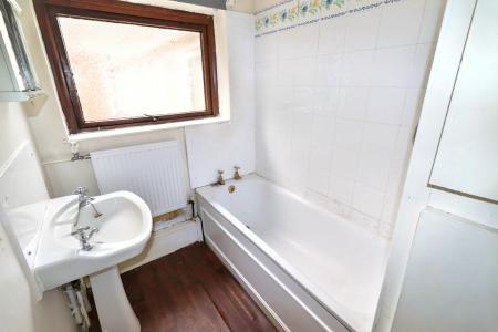 3 bedroom Detached bungalow for sale in Bensgate Road, Fleet, PE12