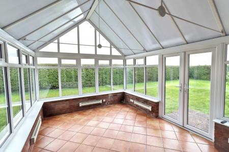 3 bedroom Detached bungalow for sale in Bensgate Road, Fleet, PE12
