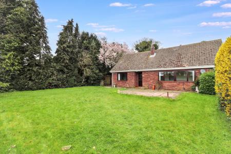 3 bedroom Detached bungalow for sale in Bensgate Road, Fleet, PE12