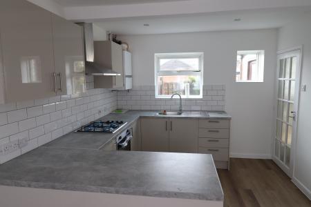 3 bedroom Semi-detached house to let in First Avenue, Spalding, PE11