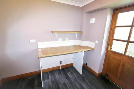 2 bedroom Semi-detached house for sale in Church End, Fleet, PE12