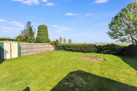 2 bedroom Semi-detached house for sale in Church End, Fleet, PE12