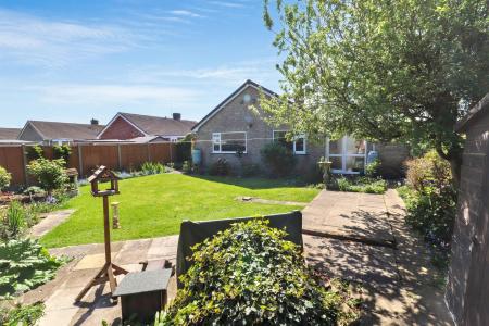 2 bedroom Detached bungalow for sale in Southgate, Pinchbeck, PE11