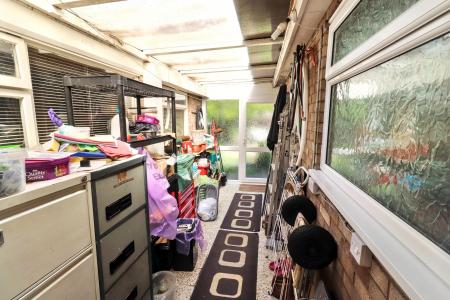 2 bedroom Detached bungalow for sale in Southgate, Pinchbeck, PE11