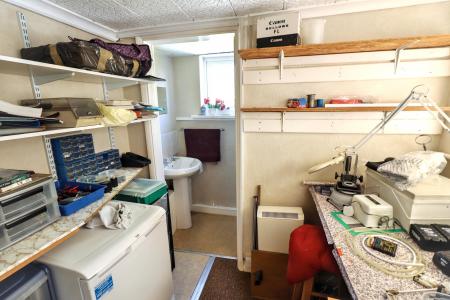2 bedroom Detached bungalow for sale in Southgate, Pinchbeck, PE11