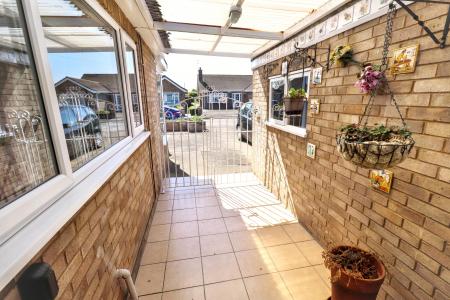 2 bedroom Detached bungalow for sale in Southgate, Pinchbeck, PE11