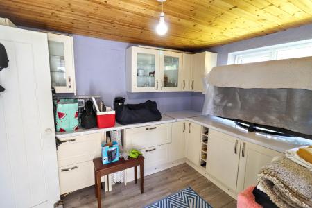 4 bedroom Detached bungalow for sale in Topsgate, Gedney, PE12