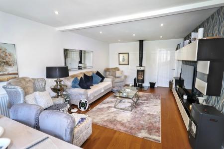 4 bedroom Detached bungalow for sale in Topsgate, Gedney, PE12