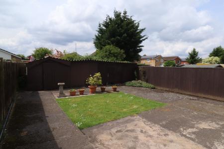 2 bedroom Semi-detached house for sale in Edward Road, Spalding, PE11