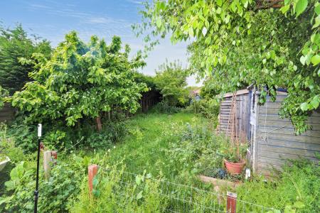 2 bedroom Semi-detached house for sale in Surfleet Road, Pinchbeck, PE11