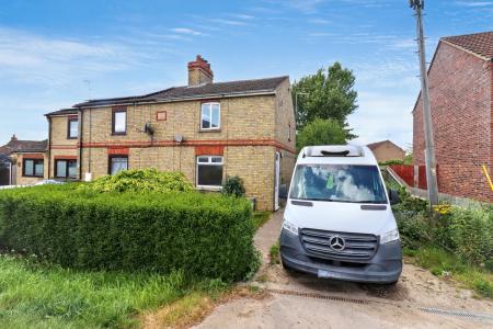 Surfleet Road, Pinchbeck, PE11