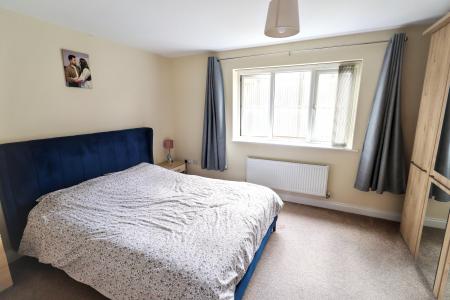 2 bedroom Terraced House for sale in Highgrove Court, Spalding, PE11