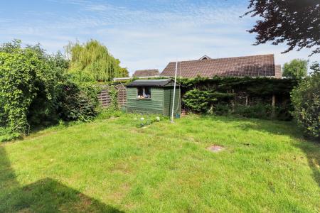 3 bedroom Detached house for sale in Mountbatten Avenue, Spalding, PE11