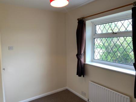 3 bedroom Semi-detached house to let in Main Road, Quadring, PE11