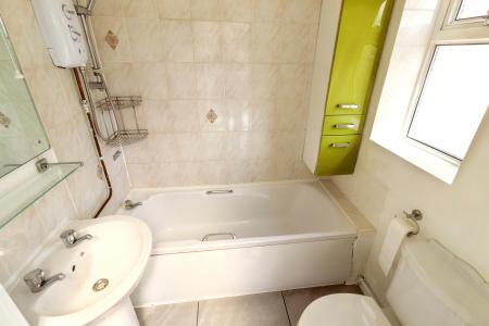 3 bedroom Semi-detached house for sale in Edward Road, Spalding, PE11