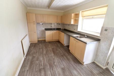 3 bedroom Semi-detached house for sale in Edward Road, Spalding, PE11