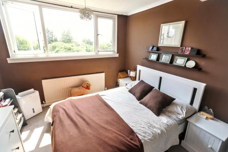 3 bedroom Terraced House for sale in Ash Court, Donington, PE11