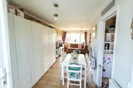 3 bedroom Terraced House for sale in Ash Court, Donington, PE11