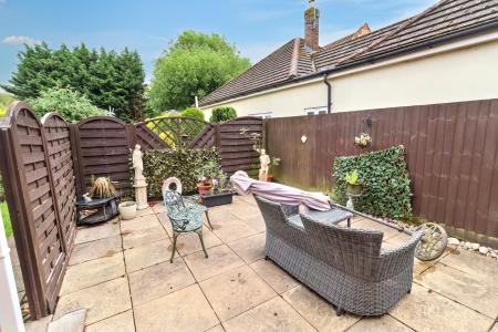 2 bedroom Detached bungalow for sale in Pinchbeck Road, Spalding, PE11