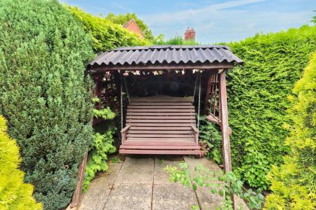 2 bedroom Detached bungalow for sale in Pinchbeck Road, Spalding, PE11