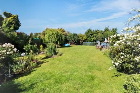 3 bedroom Detached house for sale in Stonegate, Spalding, PE11