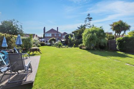 3 bedroom Detached house for sale in Stonegate, Spalding, PE11