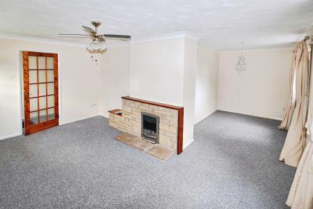 3 bedroom Bungalow to let in Cambridge Gardens, Gosberton, PE11