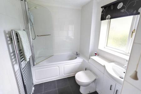 3 bedroom Detached house for sale in Bingham Court, Long Sutton, PE12