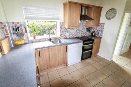 4 bedroom Detached house for sale in Park Road, Spalding, PE11