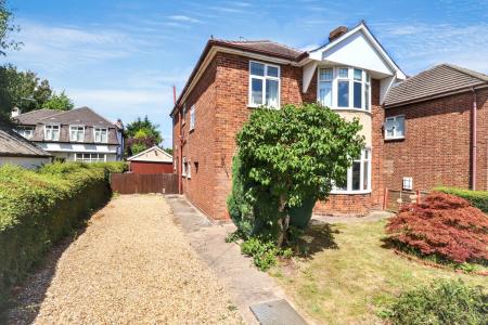 4 bedroom Detached house for sale in Park Road, Spalding, PE11