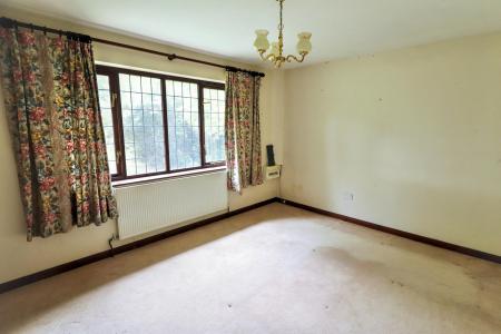 4 bedroom Detached bungalow for sale in High Road, Moulton, PE12