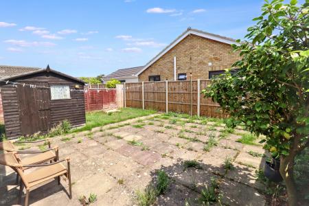 2 bedroom Semi-detached bungalow for sale in Belvedere Close, Spalding, PE11