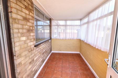 2 bedroom Semi-detached bungalow for sale in Belvedere Close, Spalding, PE11