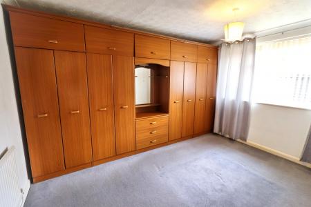 2 bedroom Semi-detached bungalow for sale in Belvedere Close, Spalding, PE11