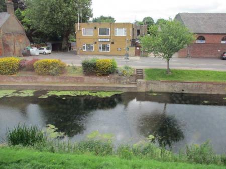 3 bedroom Town house to let in Albion Wharf, Spalding, PE11