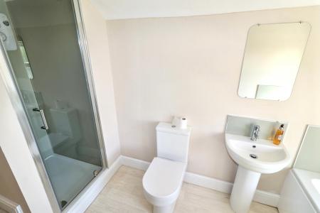2 bedroom Terraced House for sale in Park Road, Spalding, PE11