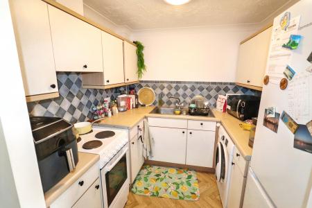 2 bedroom Flat for sale in Abbey House, Spalding, PE11