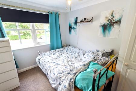 2 bedroom Flat for sale in Abbey House, Spalding, PE11