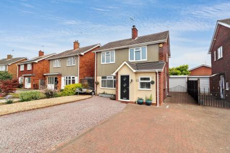 Avebury Gardens, Spalding, PE11