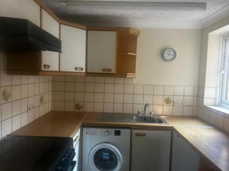 2 bedroom Flat to let in Swapcote Lane, Long Sutton, PE12