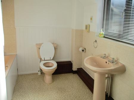 2 bedroom Semi-detached house to let in Jacobs Court, Spalding, PE11