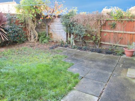 2 bedroom Semi-detached house to let in Jacobs Court, Spalding, PE11