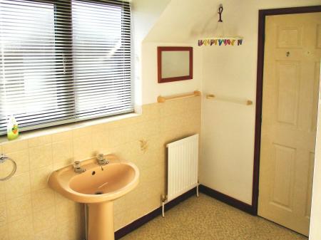 2 bedroom Semi-detached house to let in Jacobs Court, Spalding, PE11